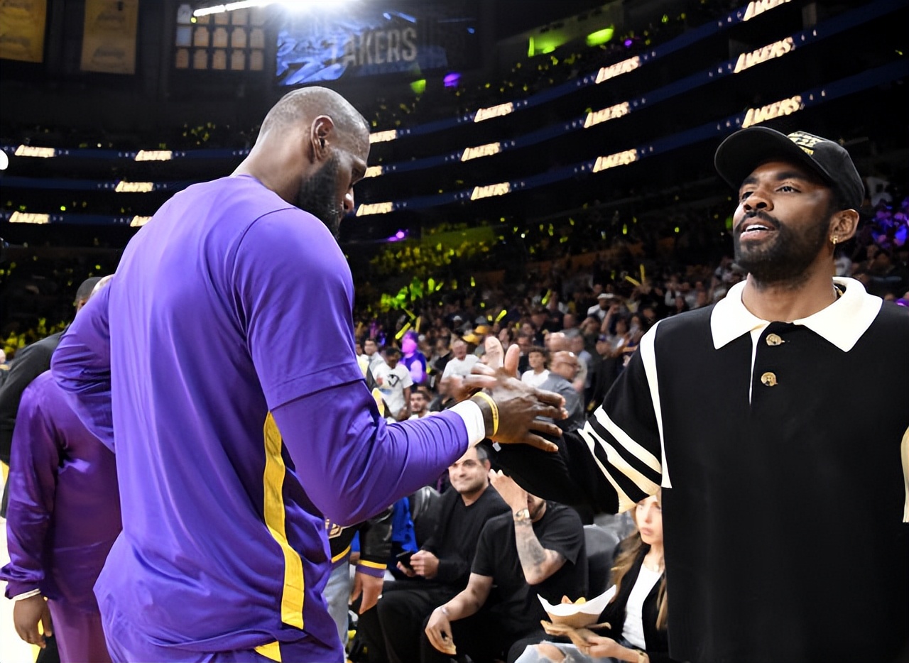 NBA总决赛最终交锋，湖人再次问鼎总冠军